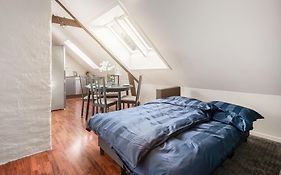 Central Apt. Close To City Centre